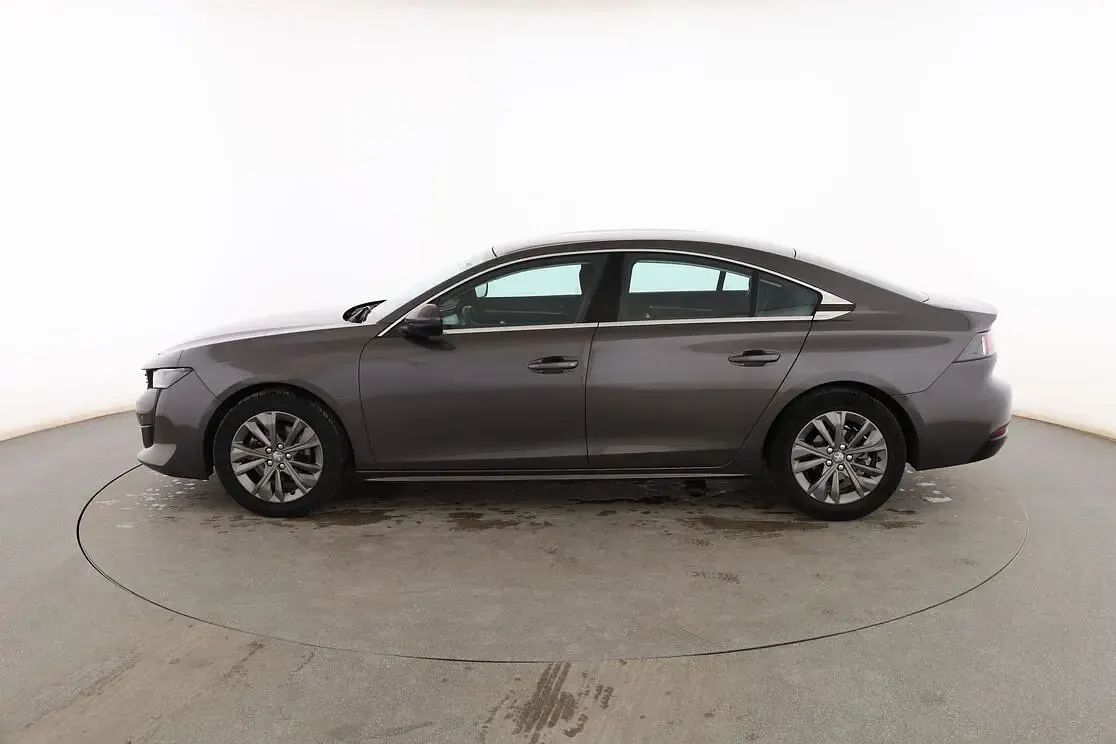 Usado Peugeot 508 Active 180 CV (132 kW) 2019 Gris Berlina