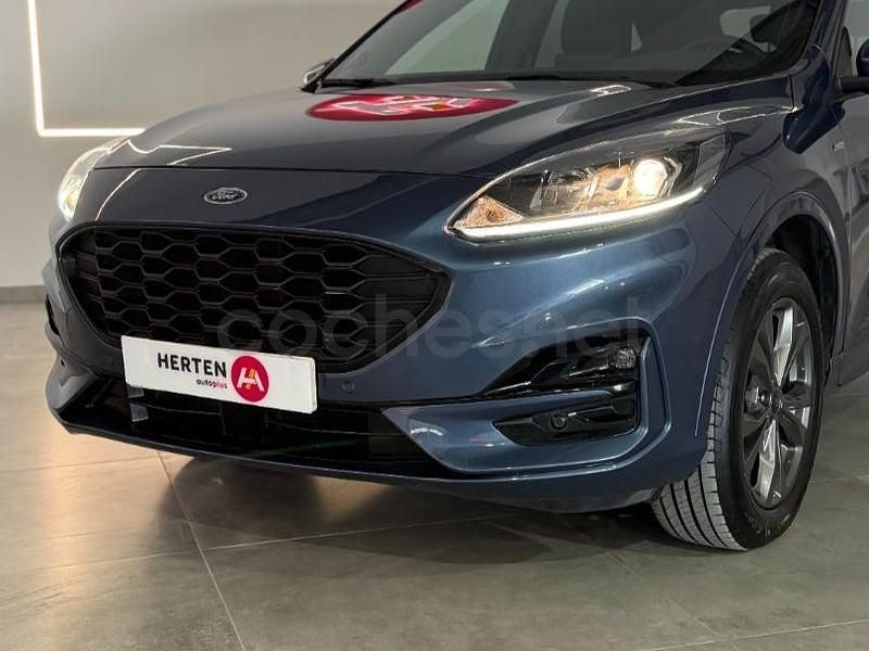 Usado Ford Kuga ST-Line 190 CV (139 kW) 2021 Azul SUV