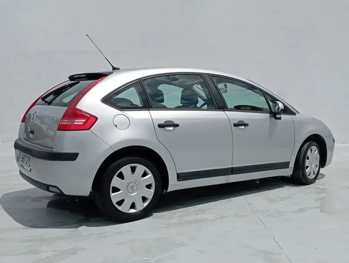Usado Citroën C4 110 HP (80 kW) 2006 Sedan