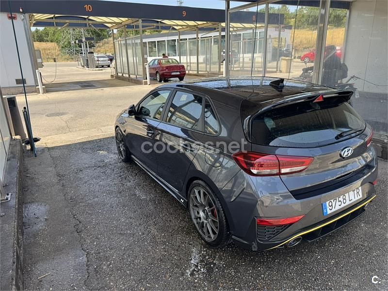 Usado Hyundai i30 250 CV (183 kW) 2021 Negro Berlina