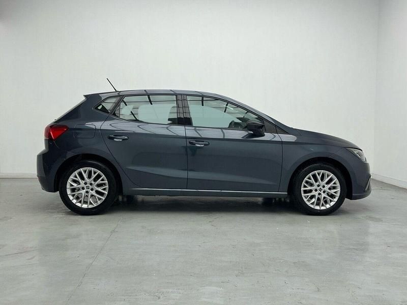 Usado Seat Ibiza FR 115 CV (84 kW) 2024 Gris Berlina