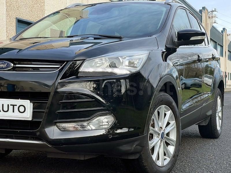 Używany Ford Kuga Titanium 150 KM (110 kW) 2016 Czarny SUV