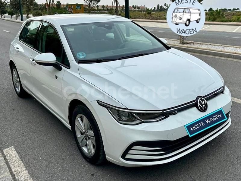 Blanco Usado 2021 VW Golf Berlina | 15.500 € (Precio justo) - Imagen 1/4
