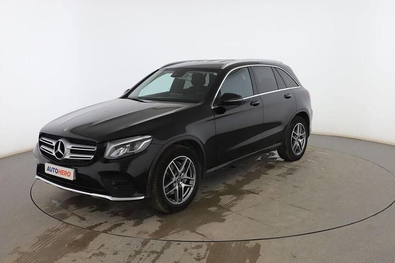 Usado Mercedes GLC250 AMG line 210 CV (154 kW) 2018 Negro SUV