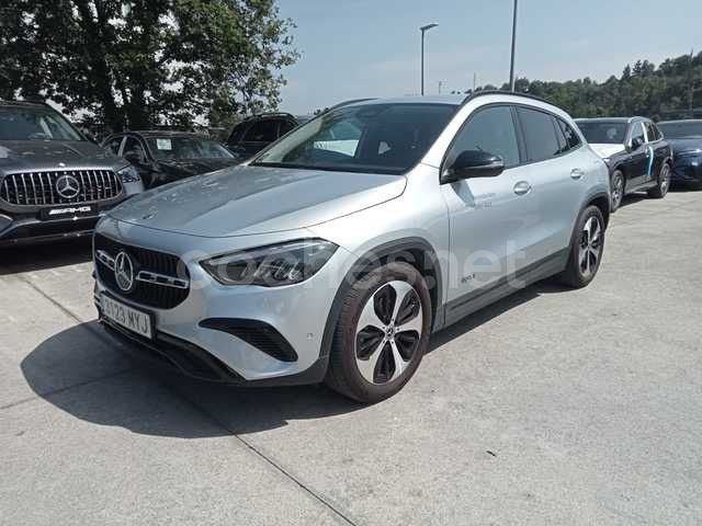 Gris / plata Usado 2025 Mercedes GLA200 SUV | 41.900 € (Precio justo) - Imagen 1/4