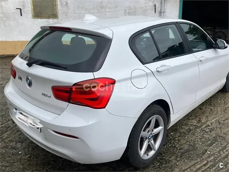Usado BMW 116 Comfort Edition 116 CV (85 kW) 2016 Blanco Utilitario