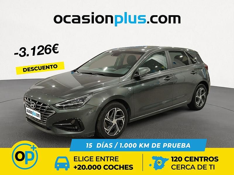 Usado Hyundai i30 120 CV (88 kW) 2022 Gris