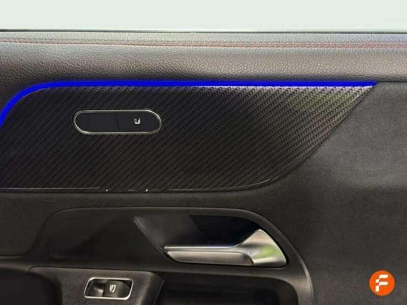 Amarillo Usado 2022 Mercedes B200 Monovolumen | 24.990 € - Imagen 1/1