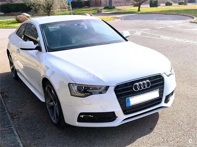 Usado Audi A5 S-Line 177 CV (130 kW) 2012 Blanco Coupe