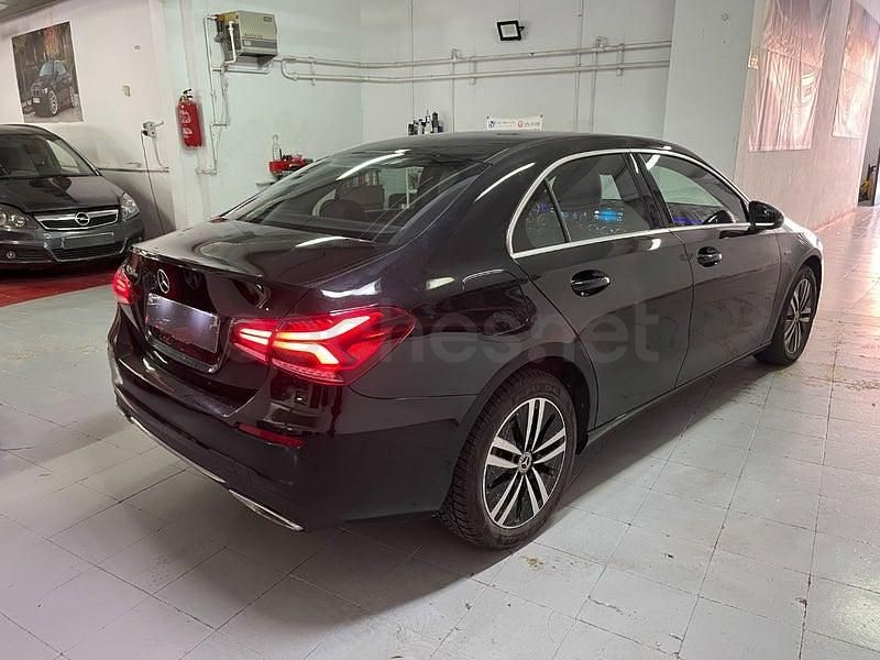 Usado Mercedes A250 218 CV (160 kW) 2021 Negro Berlina