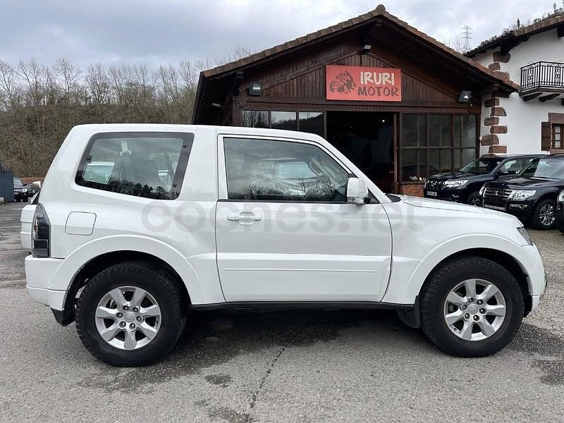 Blanco Usado 2016 Mitsubishi Montero Spirit SUV | 28.999 € (Caro) - Imagen 1/4