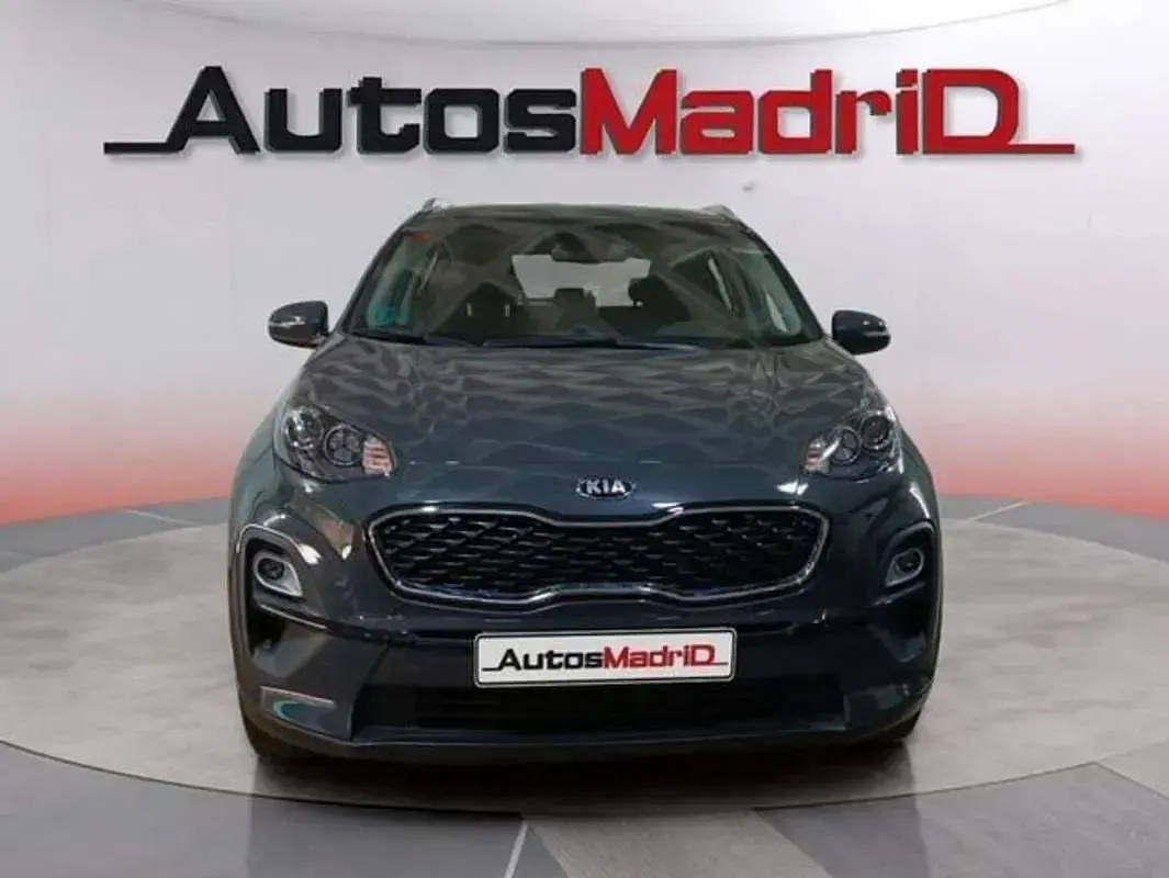 Usado Kia Sportage 137 CV (100 kW) 2021 Negro SUV