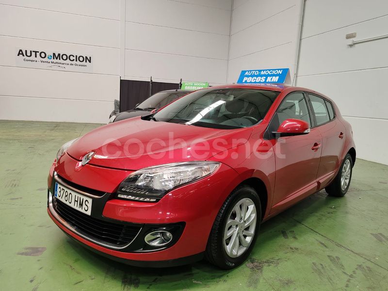 Granate Usado 2012 Renault Mégane III Dynamique Berlina | 5799 € (Buen precio) - Imagen 1/4