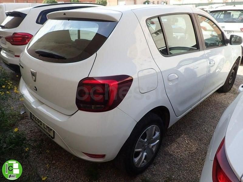 Usado Dacia Sandero Comfort 95 HP (69 kW) 2020 Branco Sedan