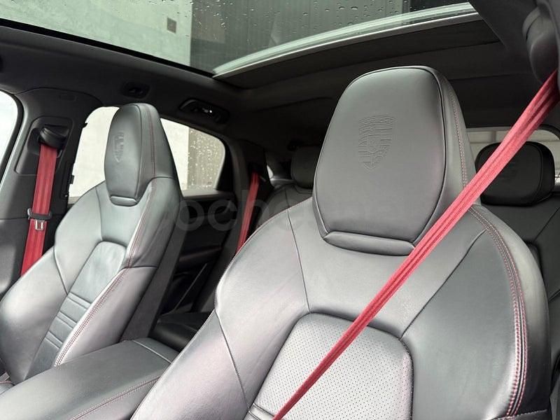 Usado Porsche Cayenne 462 CV (339 kW) 2020 Gris / plata SUV