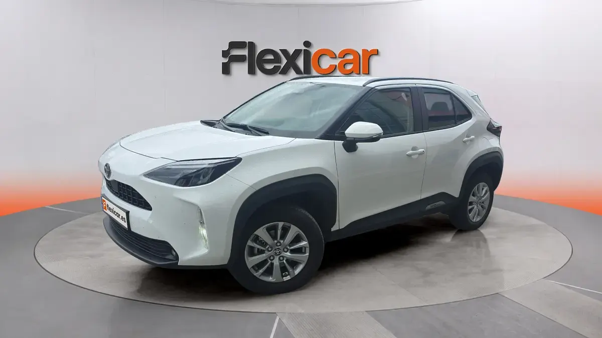 Usado Toyota Yaris Business Edition 130 CV (95 kW) 2025 Blanco Utilitario