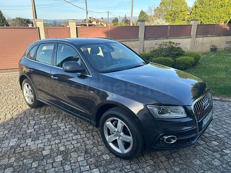 Używany Audi Q5 Attraction 245 KM (180 kW) 2014 Czarny SUV