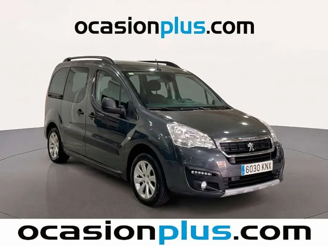 Usado Peugeot TePee 110 CV (80 kW) 2018 Gris Van