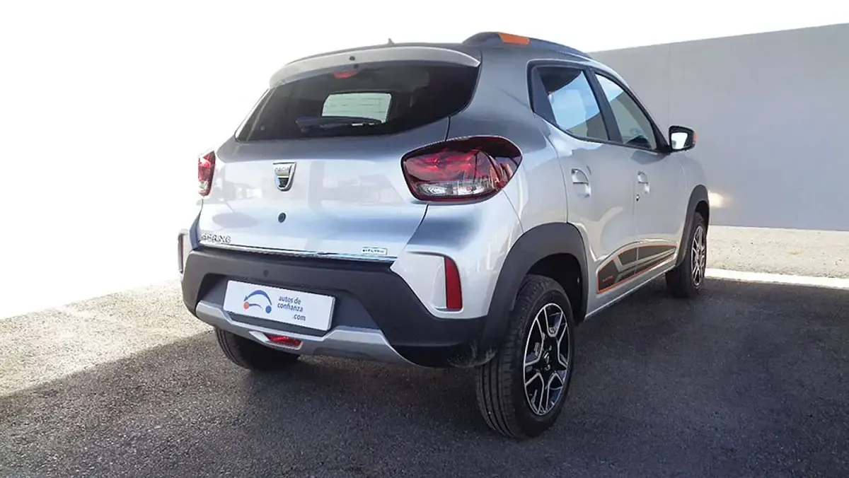 Usado Dacia Spring Comfort Plus 33 kW (45 CV) 2023 Utilitario