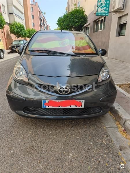 Azul Usado 2007 Toyota Aygo Utilitario | 4200 € (Precio justo) - Imagen 1/4