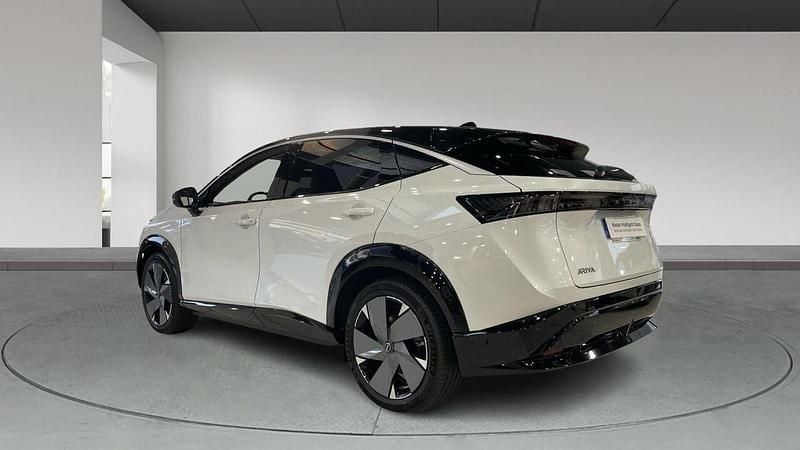 Nuevo Nissan Ariya Evolve 177 kW (242 CV) 2025 Fuji white + black metalizado SUV