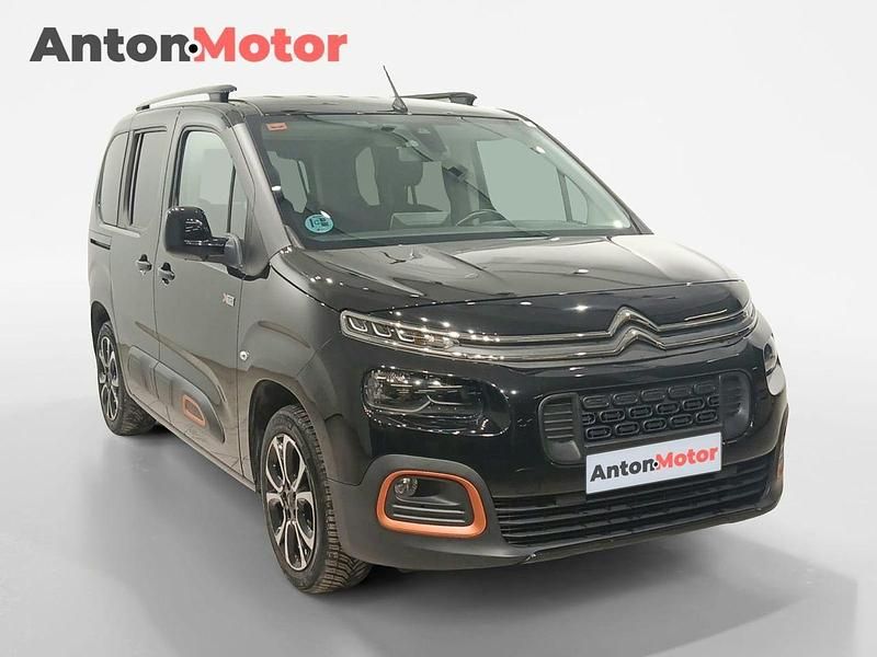 Usado Citroën Berlingo PureTech 110 CV (80 kW) 2019 Negro Monovolumen