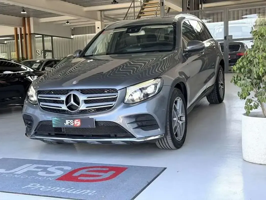 Usado Mercedes GLC220 AMG 170 CV (125 kW) 2016 Gris SUV