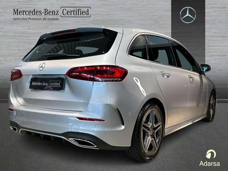 Usado Mercedes B200 150 CV (110 kW) 2019 Plateado Monovolumen