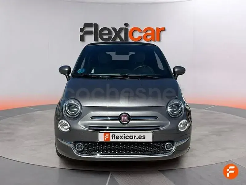 Usado Fiat 500C Dolcevita 70 CV (51 kW) 2023 Gris / plata Descapotable