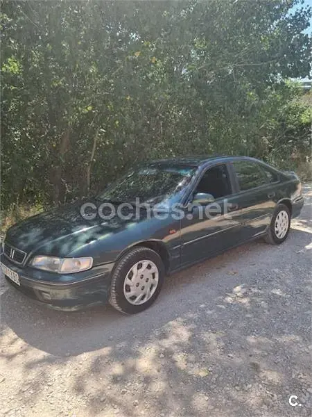 Usado Honda Accord LS 131 CV (96 kW) 1997 Verde Berlina