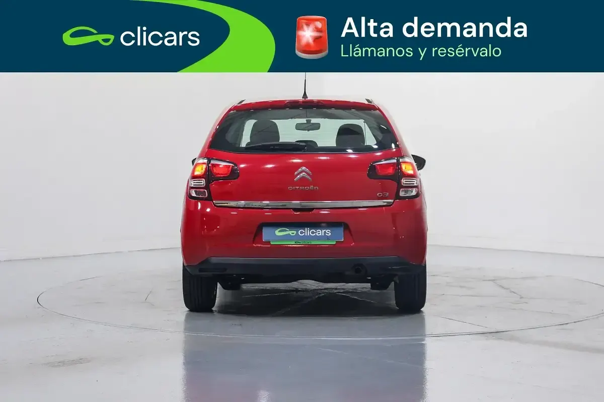 Usado Citroën C3 PureTech 82 CV (60 kW) 2016 Rojo Berlina