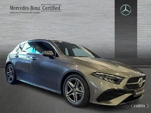 Usado Mercedes A180 116 CV (85 kW) 2025 Gris montaña