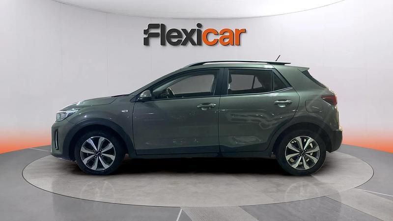 Usado Kia Stonic 101 CV (74 kW) 2021 Gris SUV