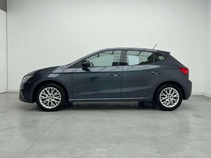 Usado Seat Ibiza FR 116 CV (85 kW) 2024 Gris Berlina