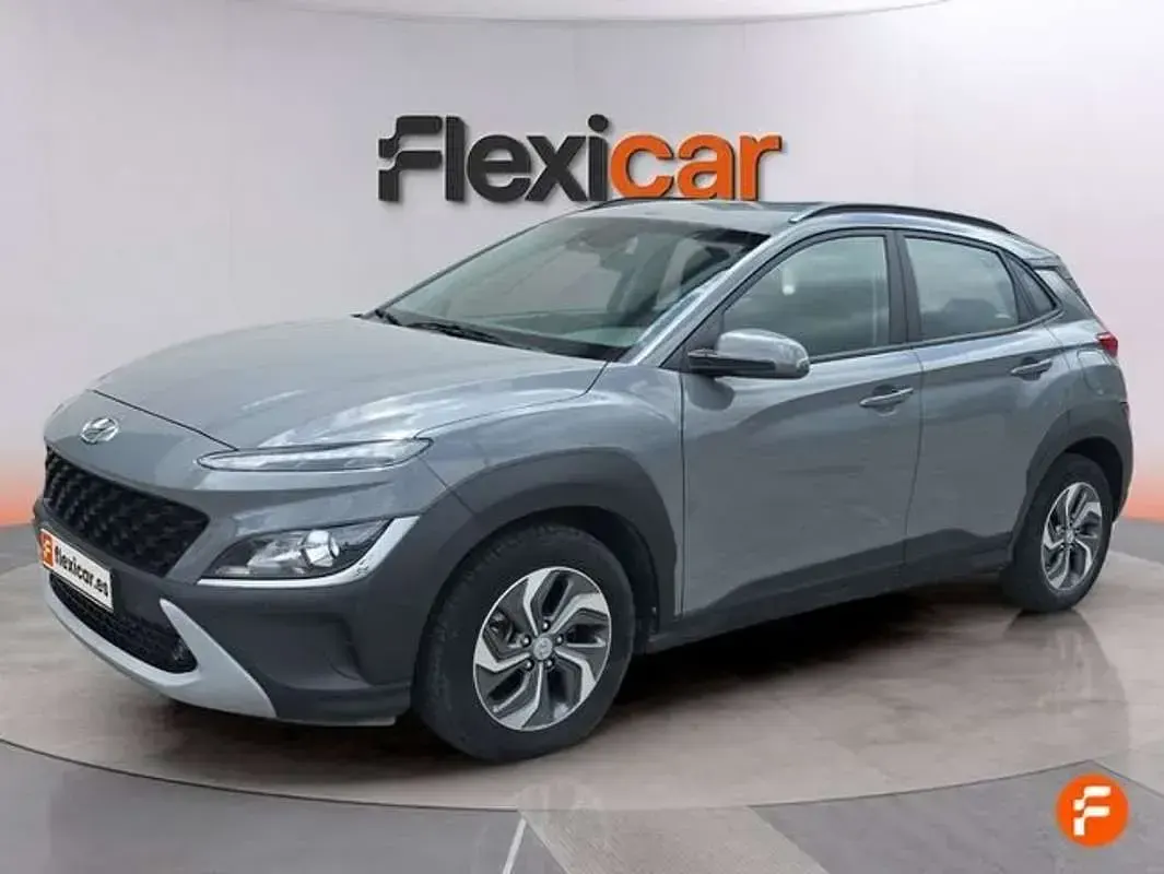 Usado Hyundai Kona 141 CV (103 kW) 2022 Gris SUV