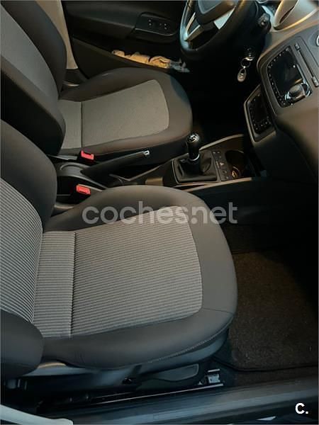 Usado Seat Ibiza Sport 105 CV (77 kW) 2011 Negro Berlina