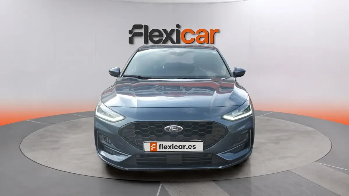 Usado Ford Focus ST-Line 125 CV (91 kW) 2023 Azul Familiar