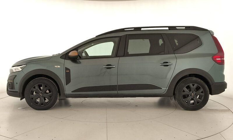 Usado Dacia Jogger Extreme 140 CV (102 kW) 2025 Verde Monovolumen