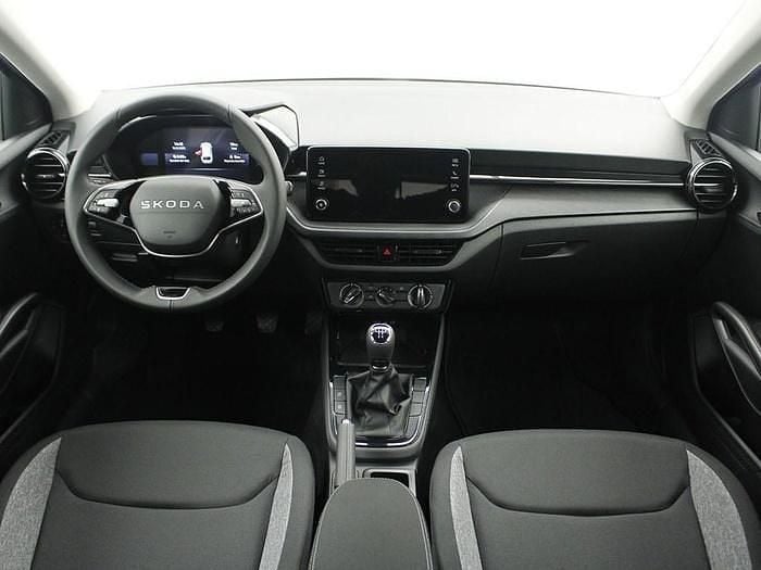 Nuevo Skoda Fabia 80 CV (58 kW) 2025 Azul Utilitario