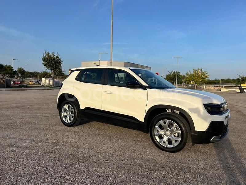 Usado Jeep Avenger Altitude 100 CV (73 kW) 2024 Blanco SUV