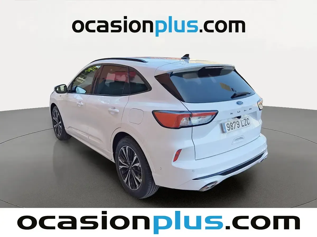 Usado Ford Kuga ST-Line X 150 CV (110 kW) 2022 Blanco SUV