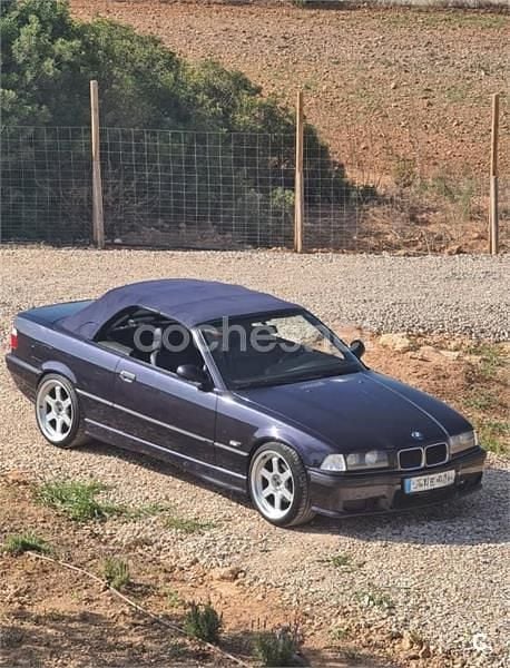 Usado BMW 328 Cabriolet 193 CV (141 kW) 1994 Violeta / lila Descapotable