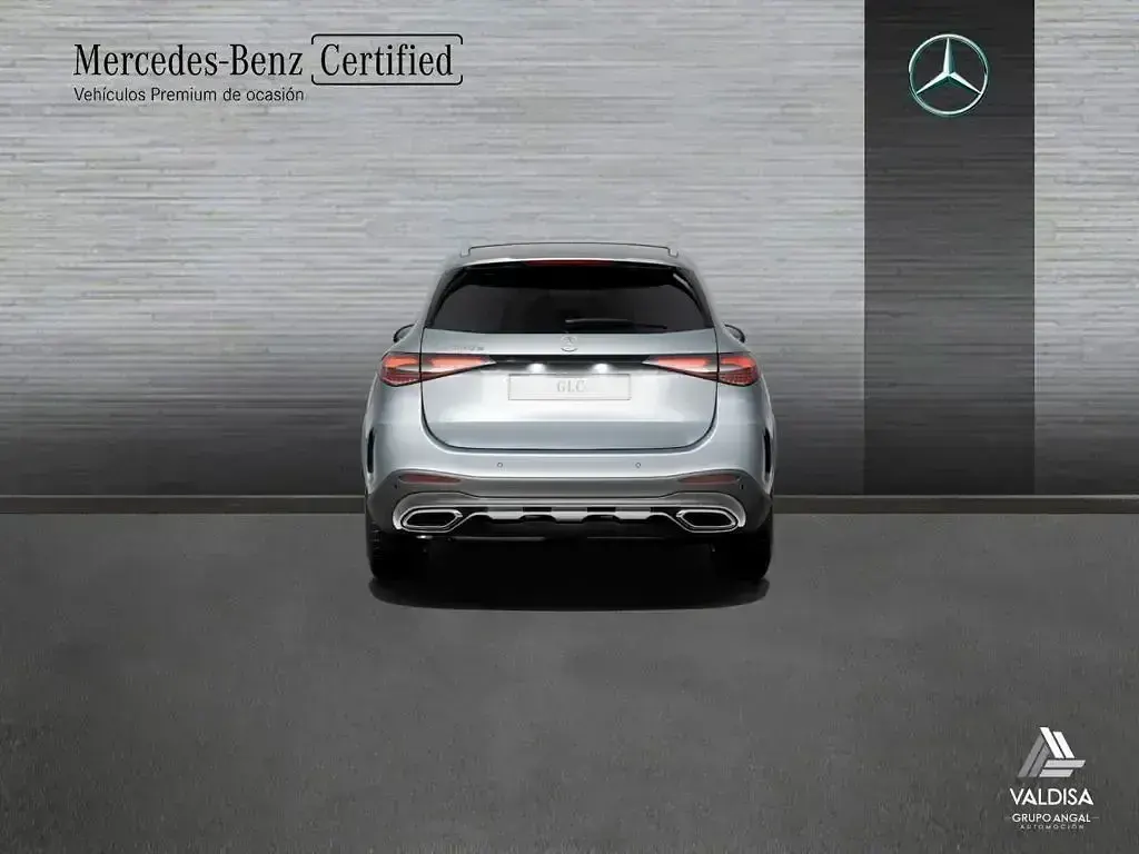 Usado Mercedes GLC220 197 CV (144 kW) 2025 Plata hightech SUV