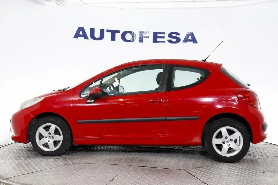Usado Peugeot 207 Sport 95 CV (69 kW) 2007 Rojo Utilitario