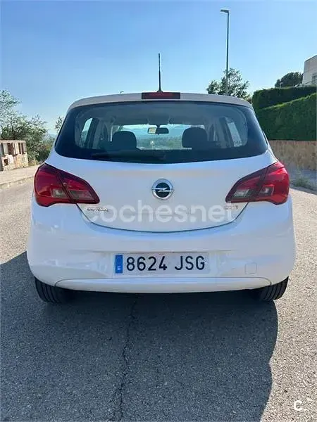 Usado Opel Corsa Selective 75 CV (55 kW) 2016 Blanco Utilitario