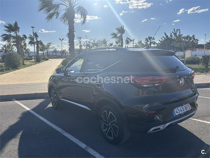 Usado MG ZS Luxury 106 CV (77 kW) 2024 Negro SUV