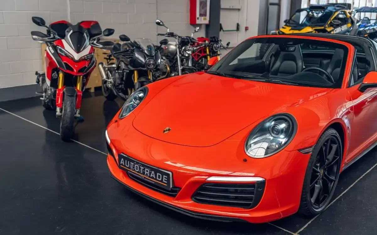 Usado Porsche 991 370 CV (272 kW) 2018 Naranja Coupe