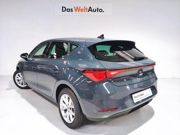 Nuevo Seat Leon Style 150 CV (110 kW) 2026 Azul