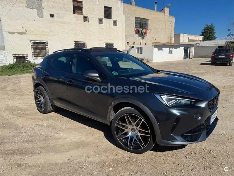 Usado Cupra Formentor 150 CV (110 kW) 2021 Gris / plata SUV