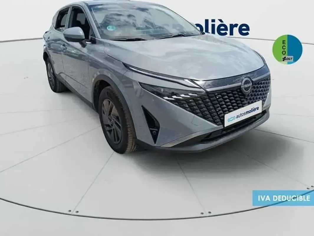 Begagnad Nissan Qashqai Acenta 140 HK (102 kW) 2025 Grå SUV